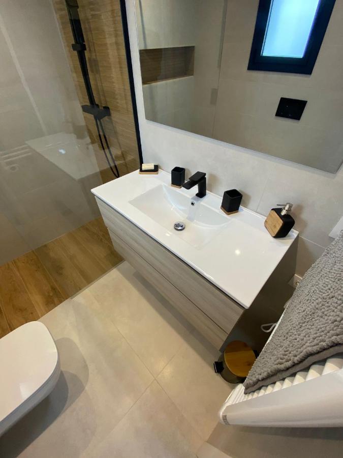 Appartement Vues Mer Proche Plage Roses Extérieur photo