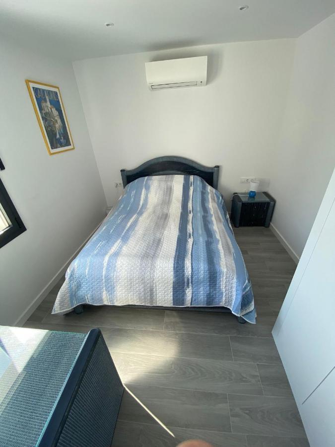 Appartement Vues Mer Proche Plage Roses Extérieur photo